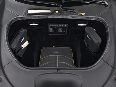 صورة 12 لـ 2021 Ferrari F8 SPIDER