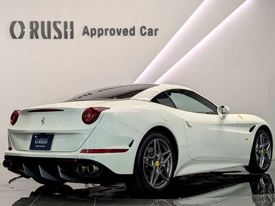 2016 Ferrari CALIFORNIA T — миниатюра 12