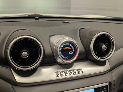 2016 Ferrari CALIFORNIA T — миниатюра 26