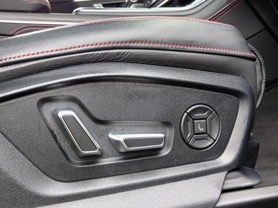 2023 AUDI RS Q8 thumbnail 30