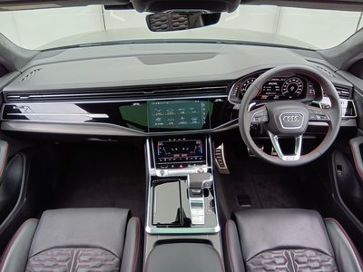 2023 AUDI RS Q8 photo 10