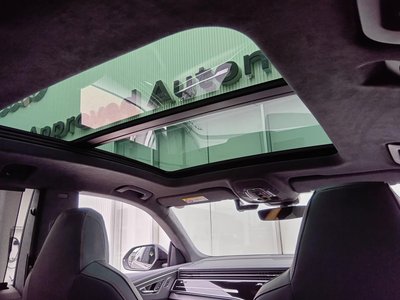 2023 AUDI RS Q8 photo 12
