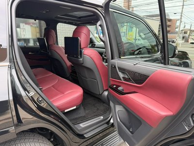2025 Lexus LX thumbnail 47