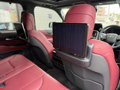 2025 Lexus LX thumbnail 49