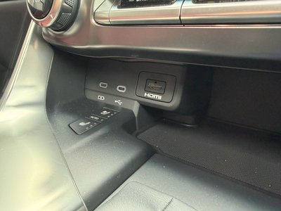 2025 Lexus LX thumbnail 39