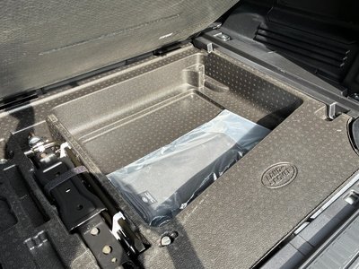 2025 LAND Rover DEFENDER thumbnail 94
