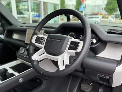 2025 LAND Rover DEFENDER thumbnail 43
