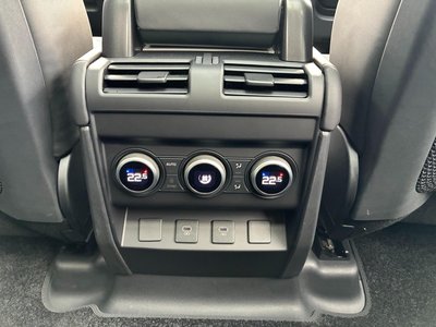 2025 LAND Rover DEFENDER thumbnail 85