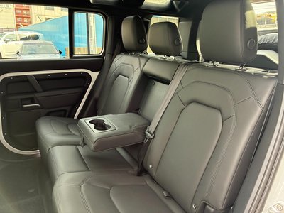 2025 LAND Rover DEFENDER thumbnail 35
