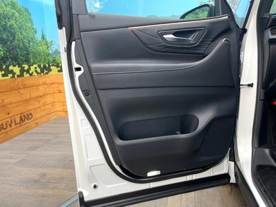 2025 Toyota ALPHARD — фото 26