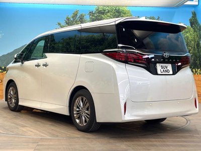 2025 Toyota ALPHARD — фото 21