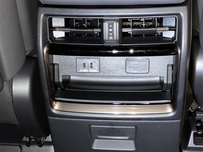 2024 Toyota ALPHARD 照片 32