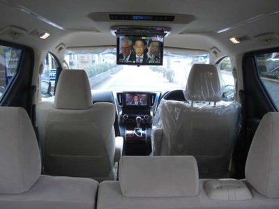 صورة 18 لـ 2017 Toyota ALPHARD