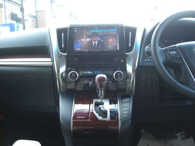 صورة 20 لـ 2017 Toyota ALPHARD
