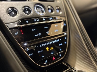 صورة 16 لـ 2019 Aston Martin DBS SUPERLEGGERA