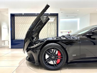 2019 Aston Martin DBS SUPERLEGGERA 照片 38