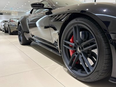 2019 Aston Martin DBS SUPERLEGGERA 照片 29