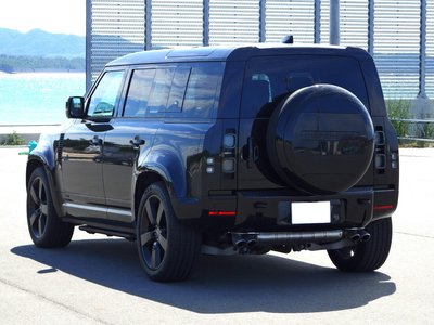 2024 LAND Rover DEFENDER photo 4
