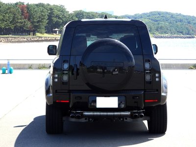 2024 LAND Rover DEFENDER photo 6