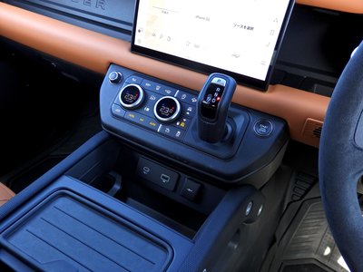 2024 LAND Rover DEFENDER thumbnail 19
