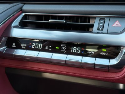 2023 Lexus LC CONVERTIBLE thumbnail 38
