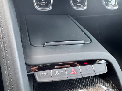 صورة 30 لـ 2019 AUDI R8 SPYDER