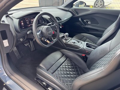 صورة 17 لـ 2019 AUDI R8 SPYDER