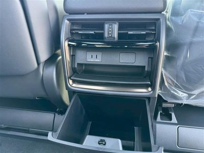 2026 Toyota ALPHARD — фото 48