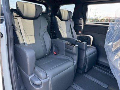 2026 Toyota ALPHARD — фото 52