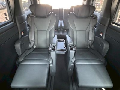 2026 Toyota ALPHARD — фото 74
