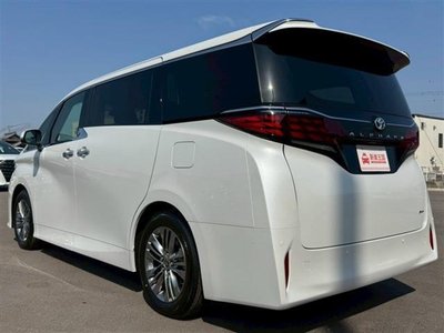 2026 Toyota ALPHARD — фото 14