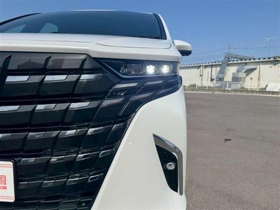 2026 Toyota ALPHARD — фото 17