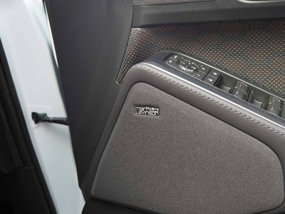 2025 Lexus GX thumbnail 7