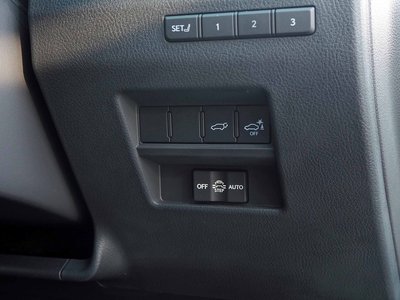 2025 Lexus GX thumbnail 45
