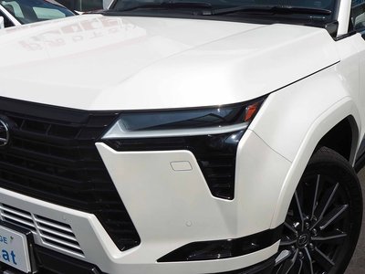 2025 Lexus GX thumbnail 15