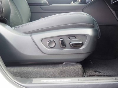 2025 Lexus GX thumbnail 48