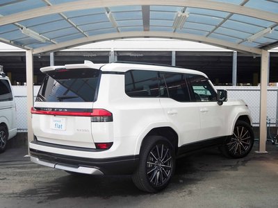 2025 Lexus GX thumbnail 2