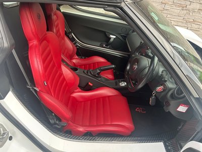صورة 14 لـ 2018 ALFA Romeo 4C SPIDER