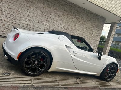صورة 5 لـ 2018 ALFA Romeo 4C SPIDER