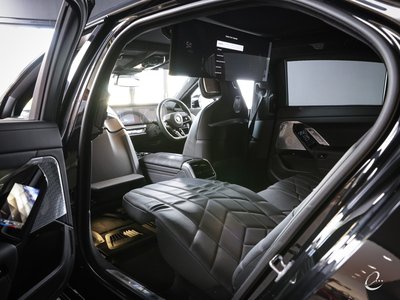 2023 BMW 7 SERIES photo 7