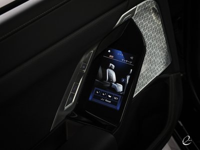 2023 BMW 7 SERIES photo 9