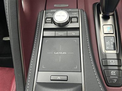 2017 Lexus LC 照片 9