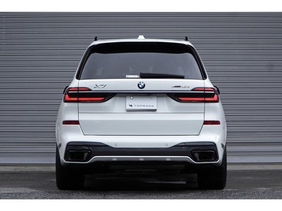 2025 BMW X7 photo 13