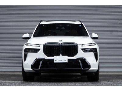 2025 BMW X7 photo 12