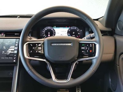 2024 LAND Rover DISCOVERY SPORT photo 16