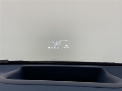 2023 Mercedes-BENZ EQE photo 10