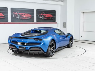 2024 Ferrari 296 GTS photo 12