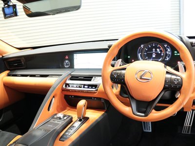 2022 Lexus LC photo 3