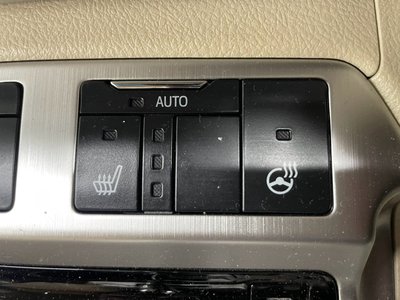صورة مصغرة 46 لـ 2018 Toyota LAND CRUISER 200