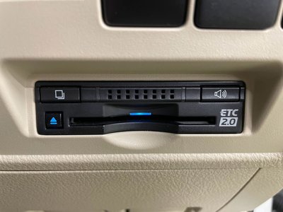 صورة مصغرة 61 لـ 2018 Toyota LAND CRUISER 200